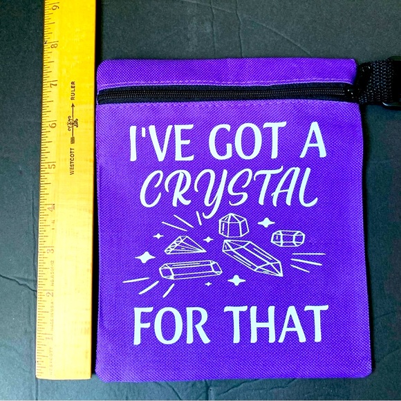Crystal Purple Pouch Carrying Bag with Zipper & Latch Hook & Assorted Crystals. - Picture 5 of 9